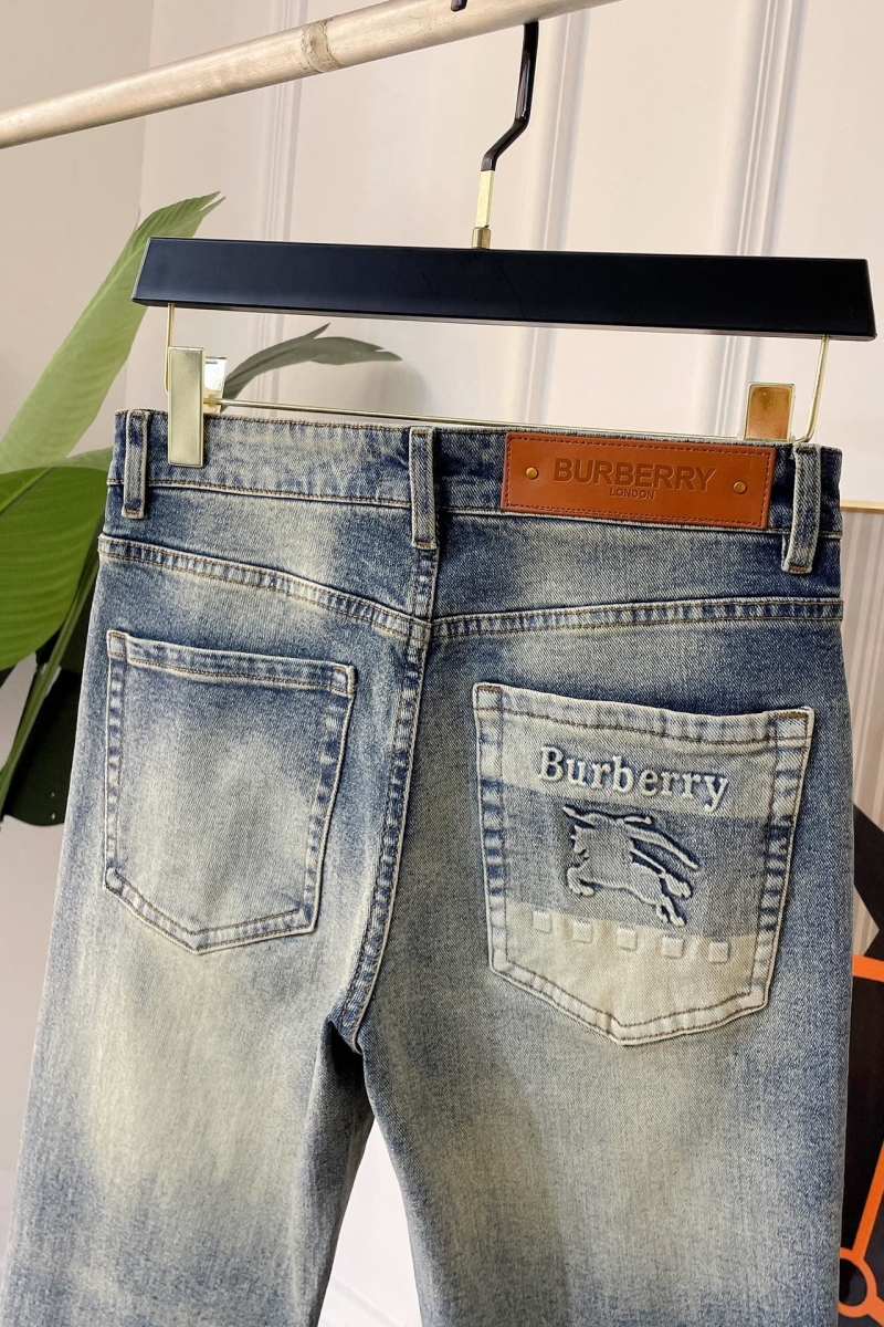 Burberry Jeans